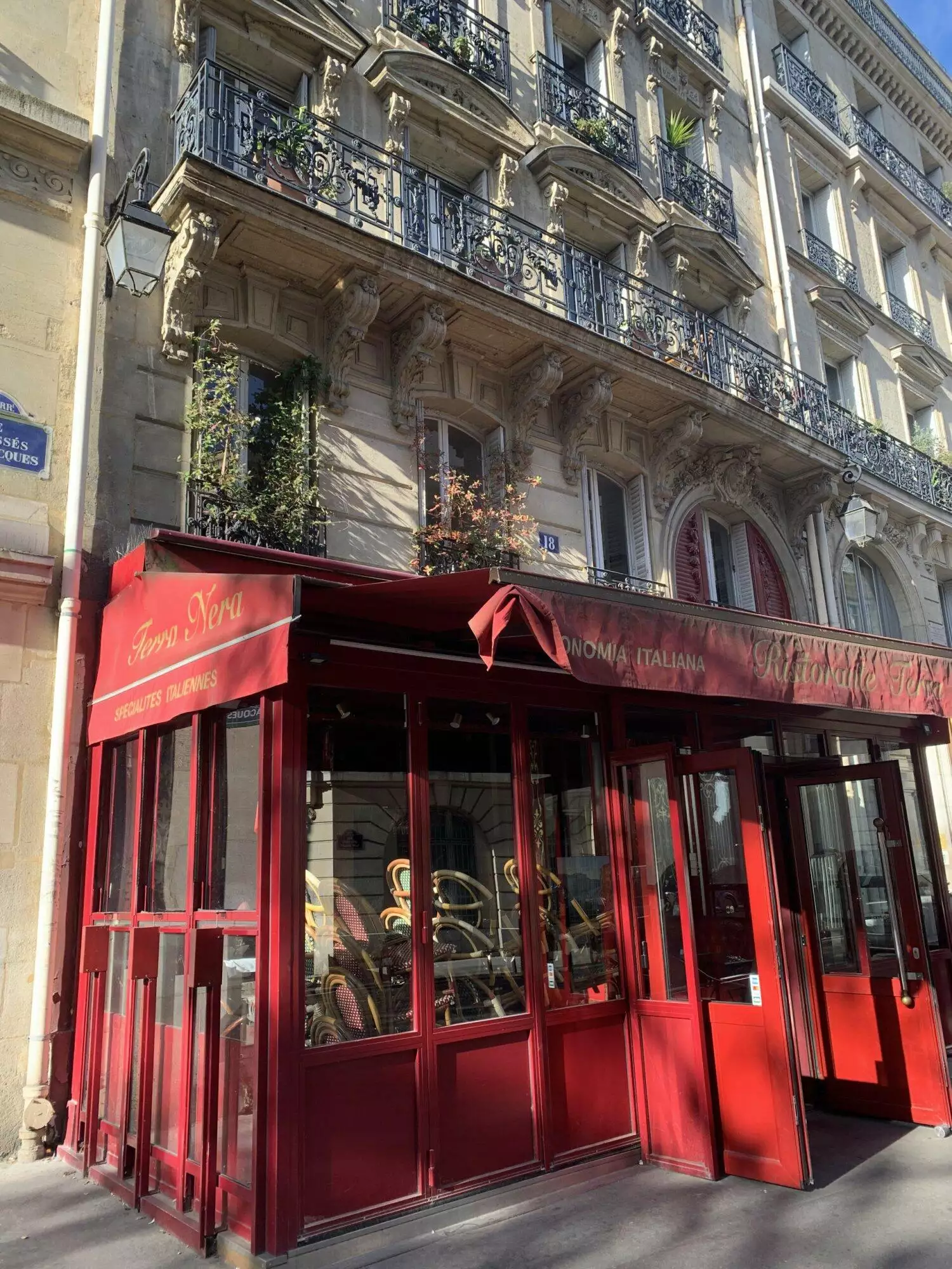 Emily in Paris' Walking Tour Review