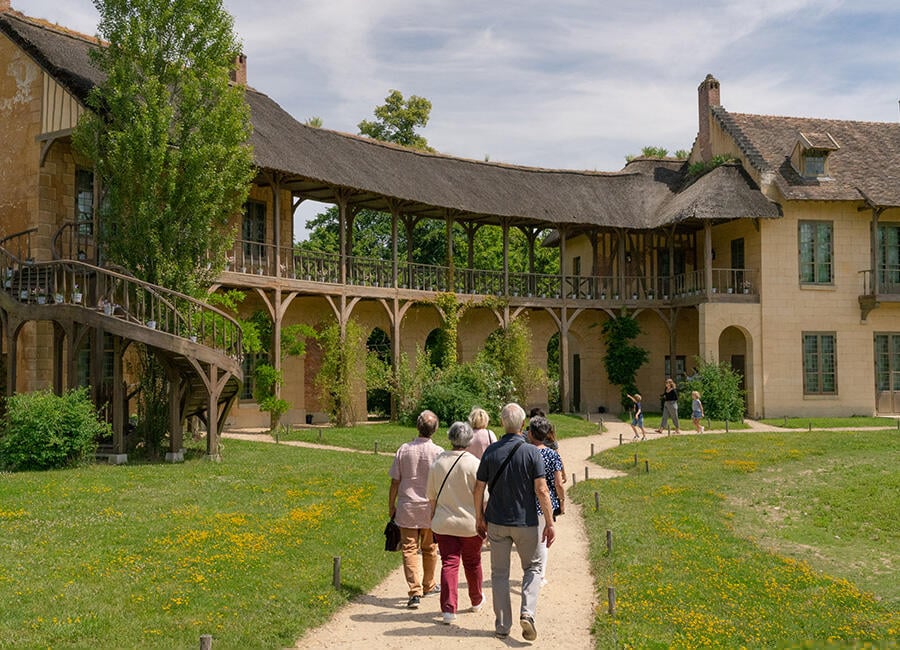 outside of Marie-Anoinette's estate